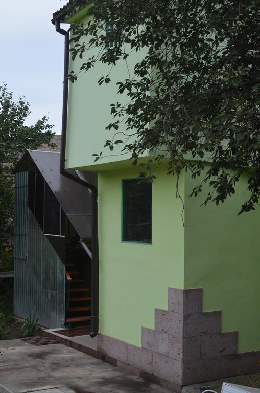 Cottages On Gdantsevskaya Street Krivoy Rog Bagian luar foto
